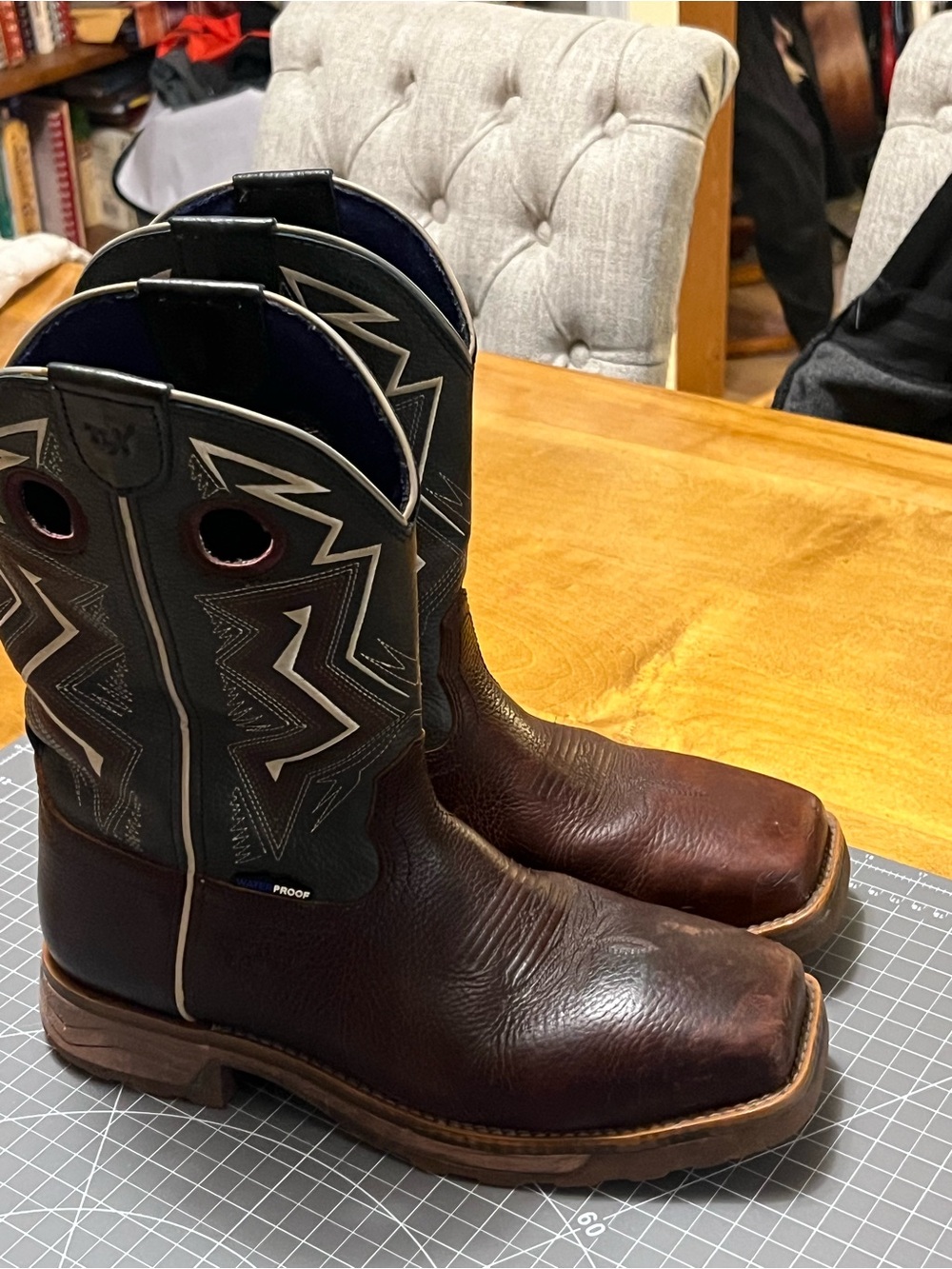 Tony Lama TW3402 Men’s 9D Waterproof Composite Toe Western Work Boots